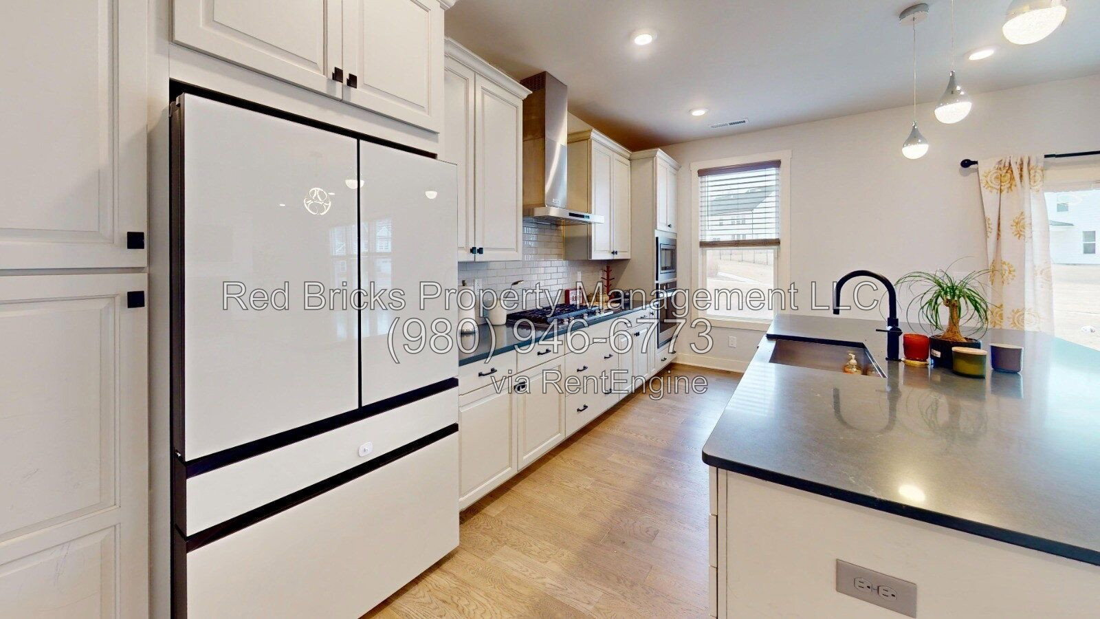 Gallery Image 13