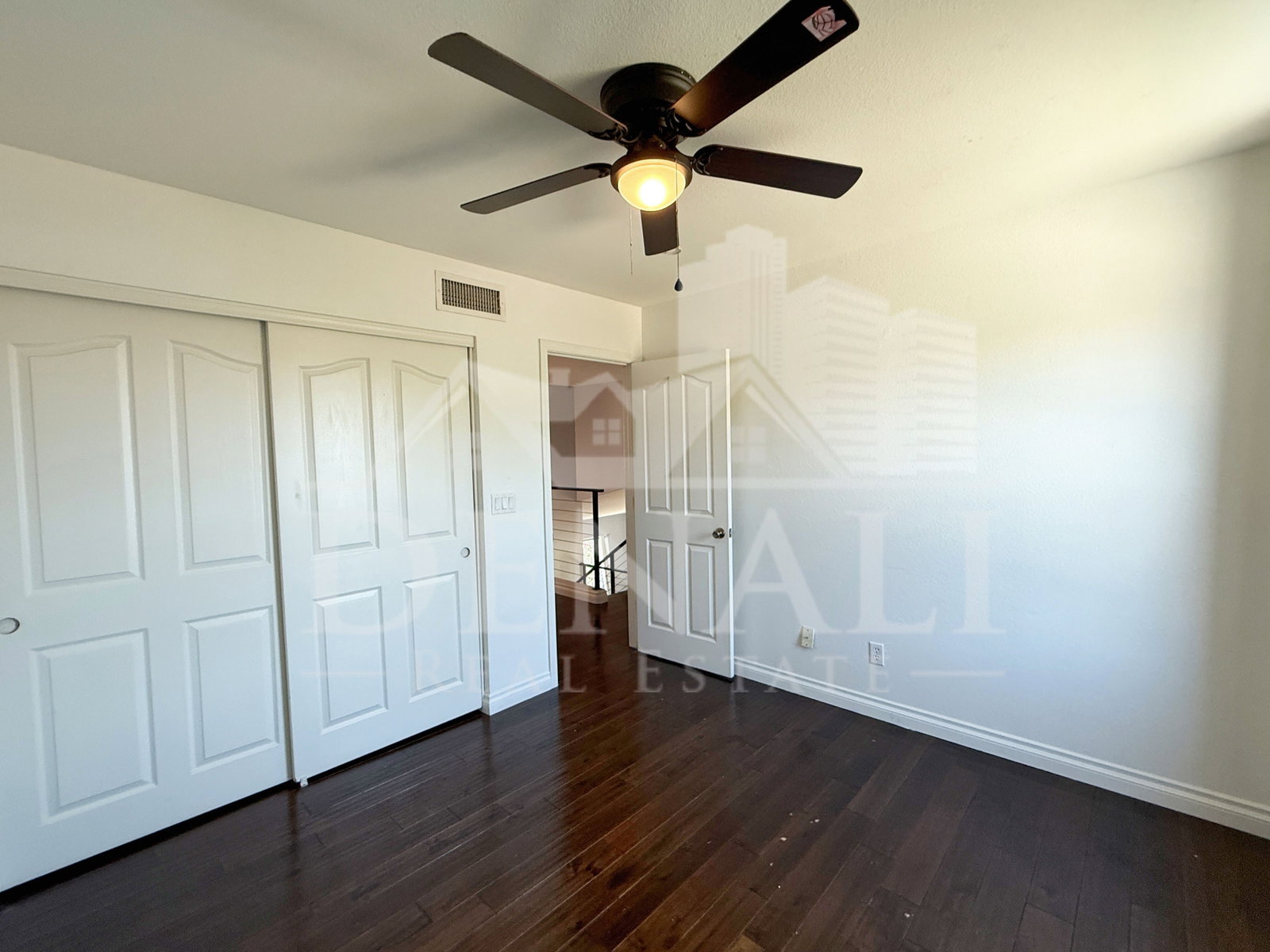 Gallery Image 19