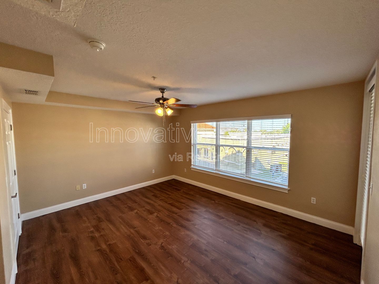 Gallery Image 17