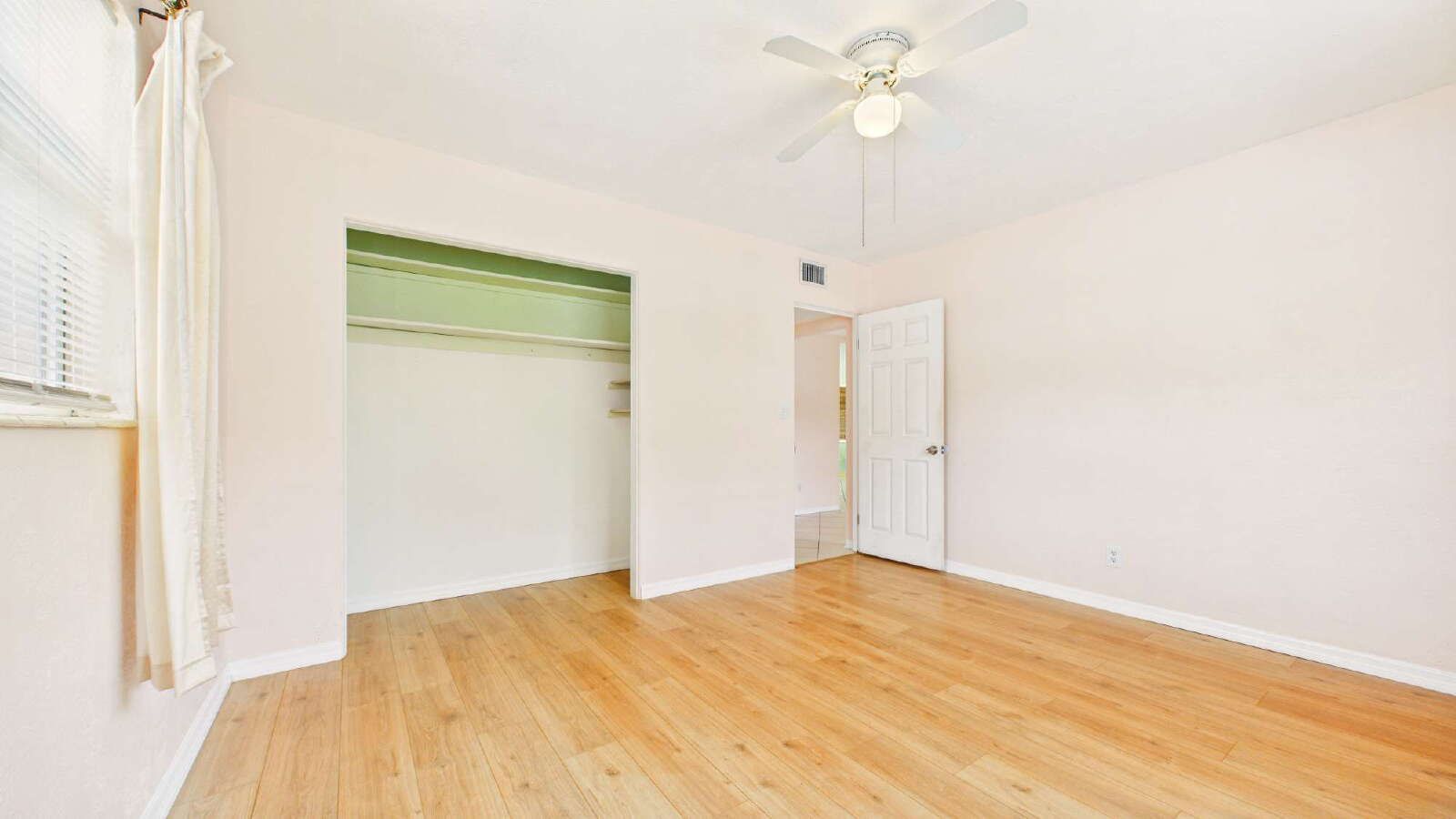 Gallery Image 20
