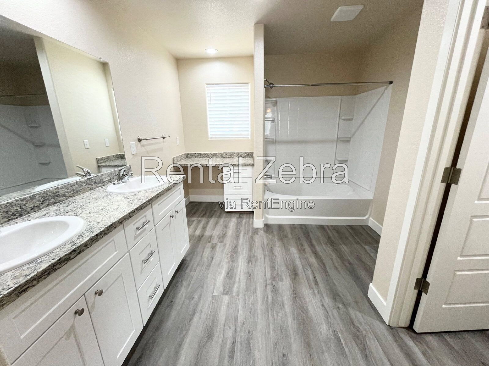 Gallery Image 20
