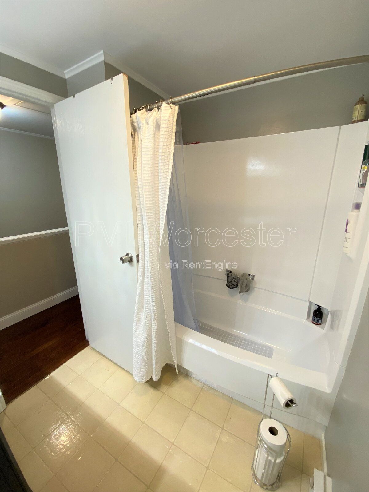 Gallery Image 18