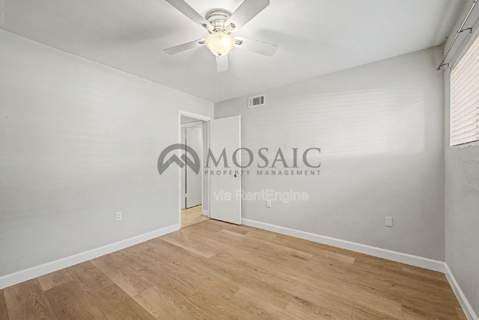 Gallery Image 19