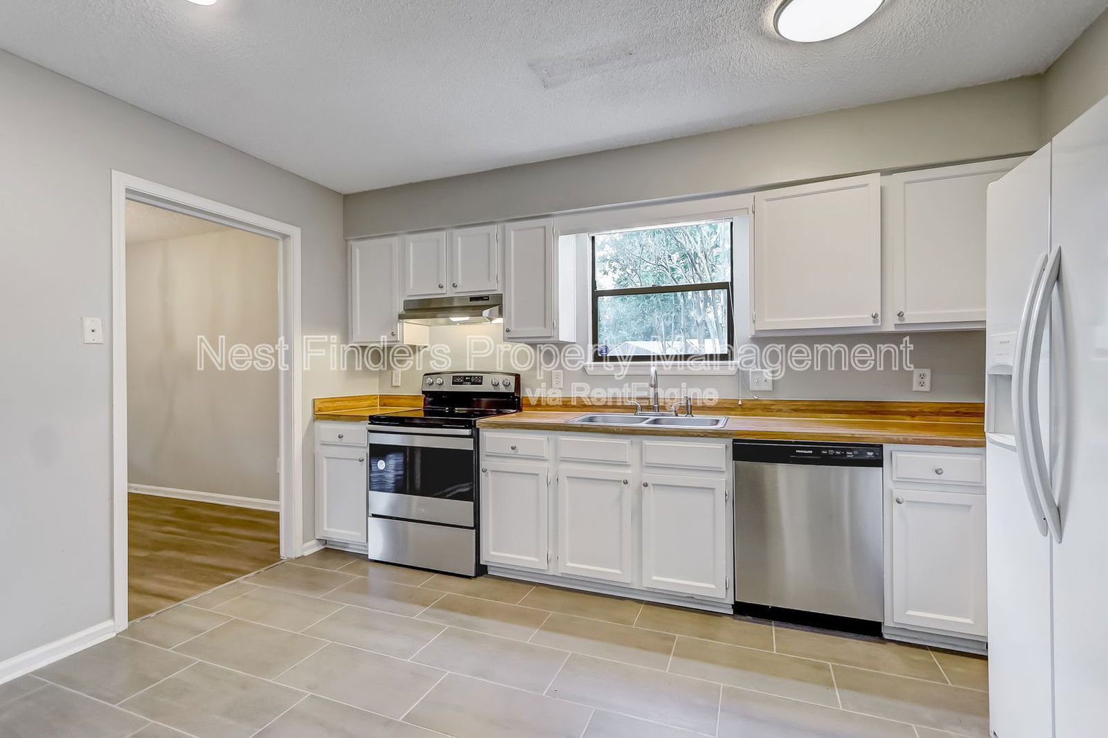 Gallery Image 16