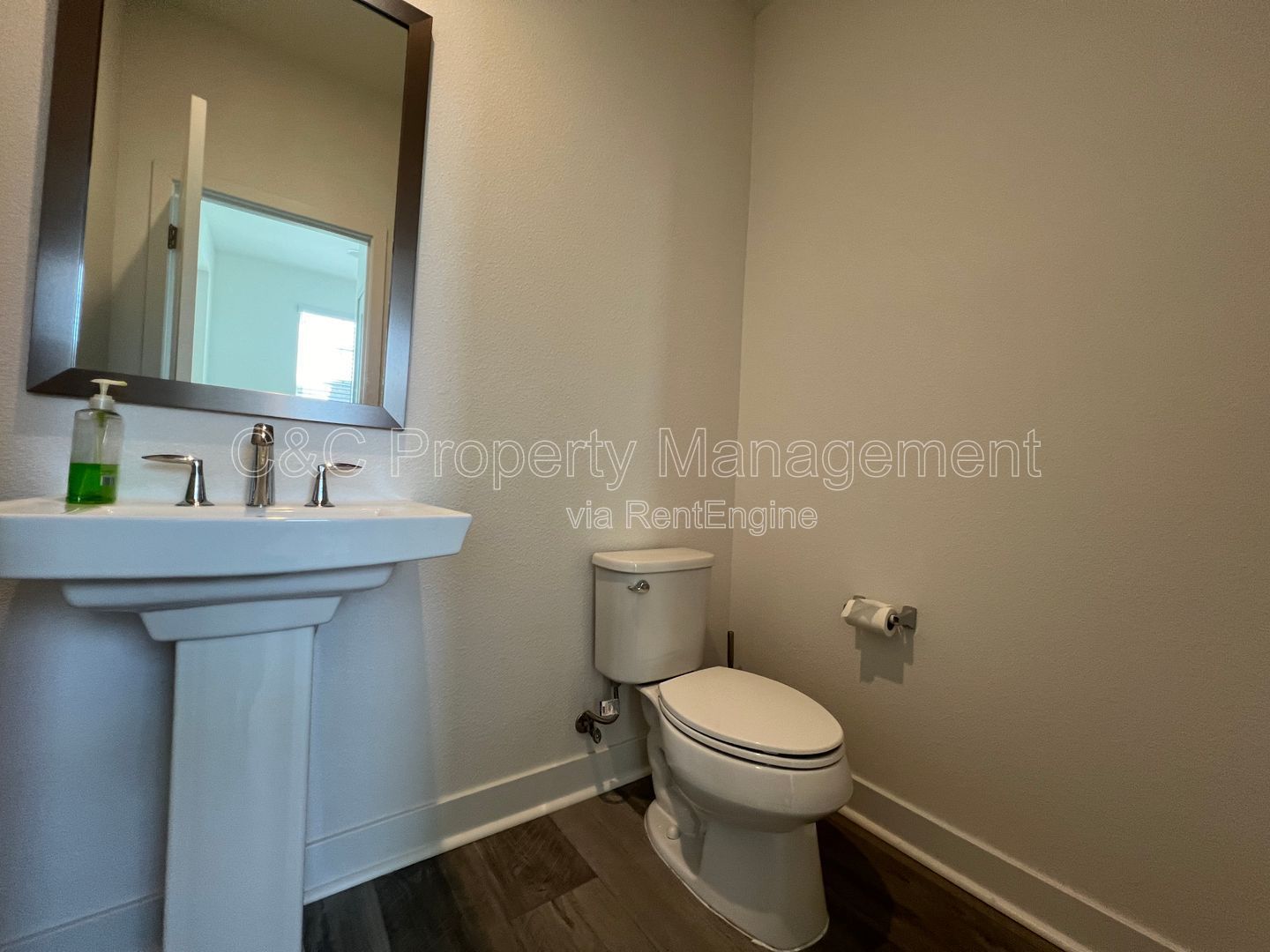 Gallery Image 13
