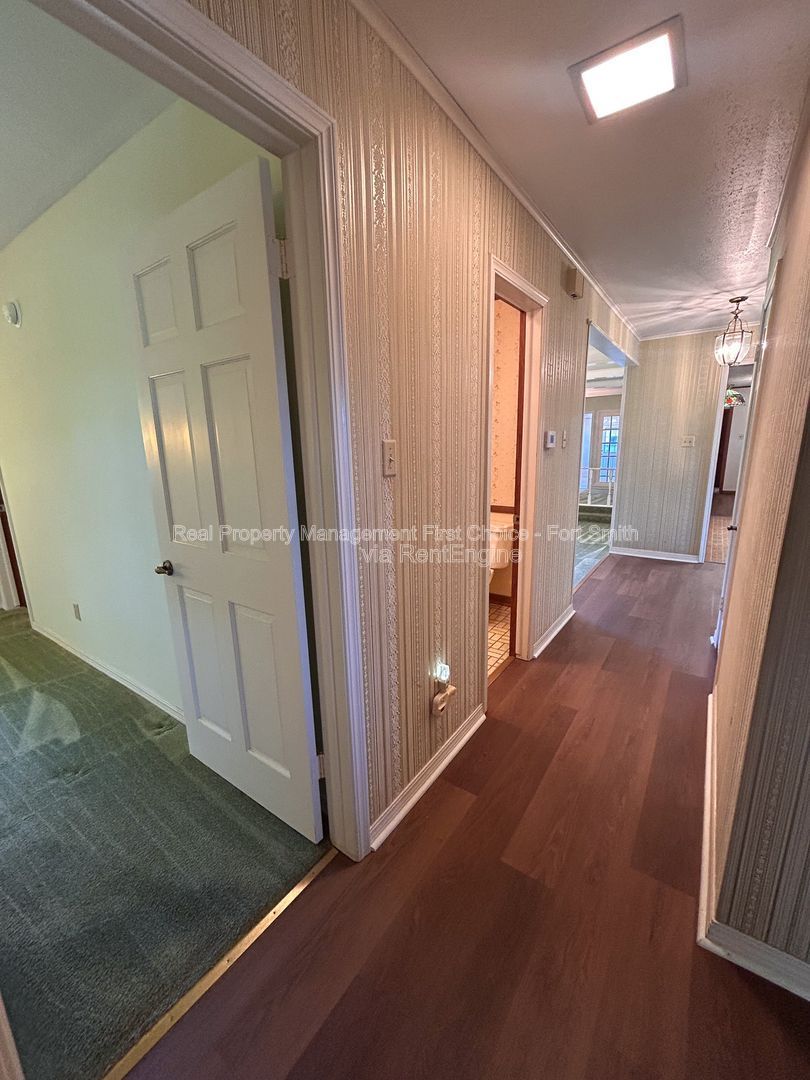 Gallery Image 31