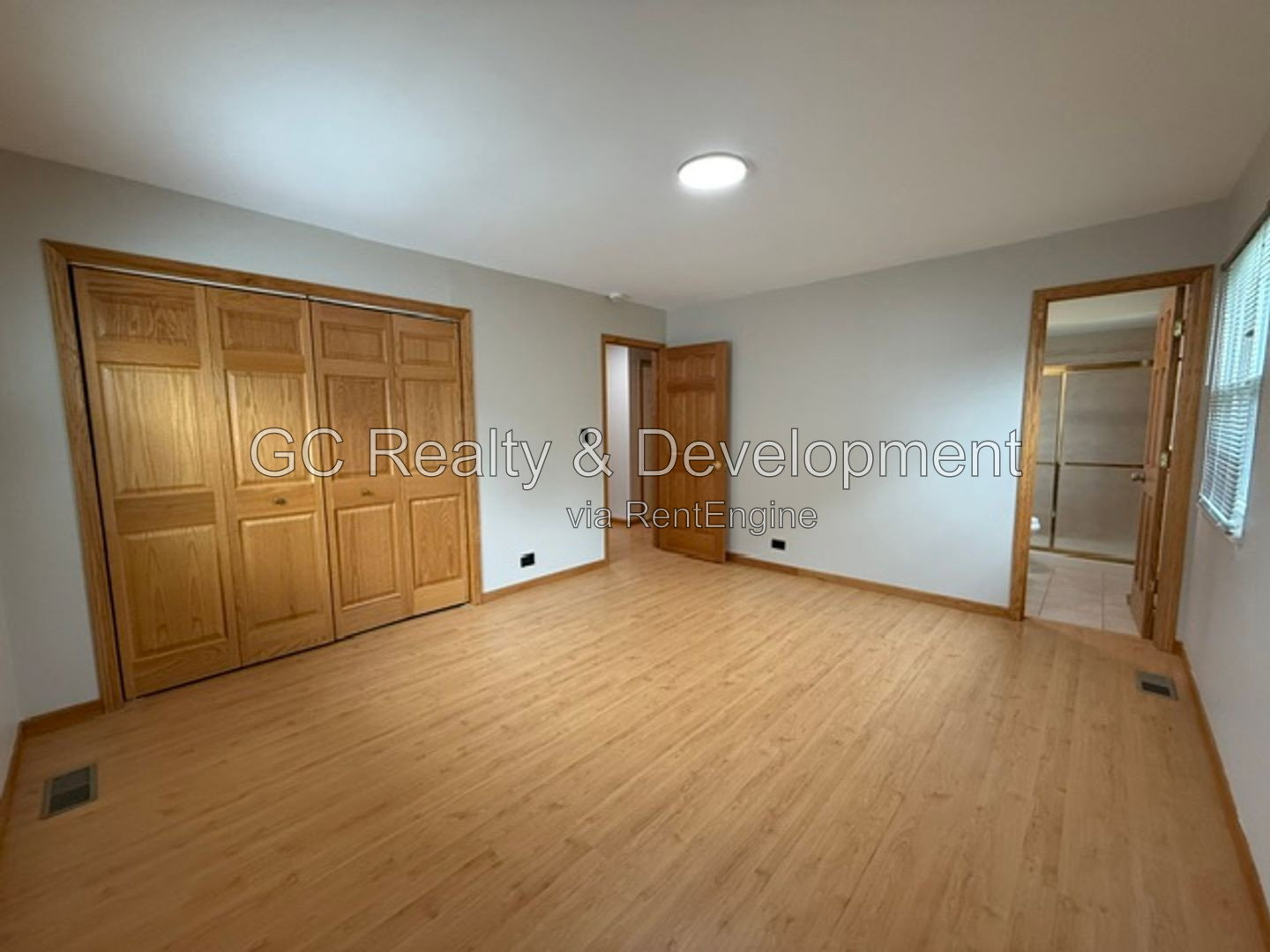 Gallery Image 18