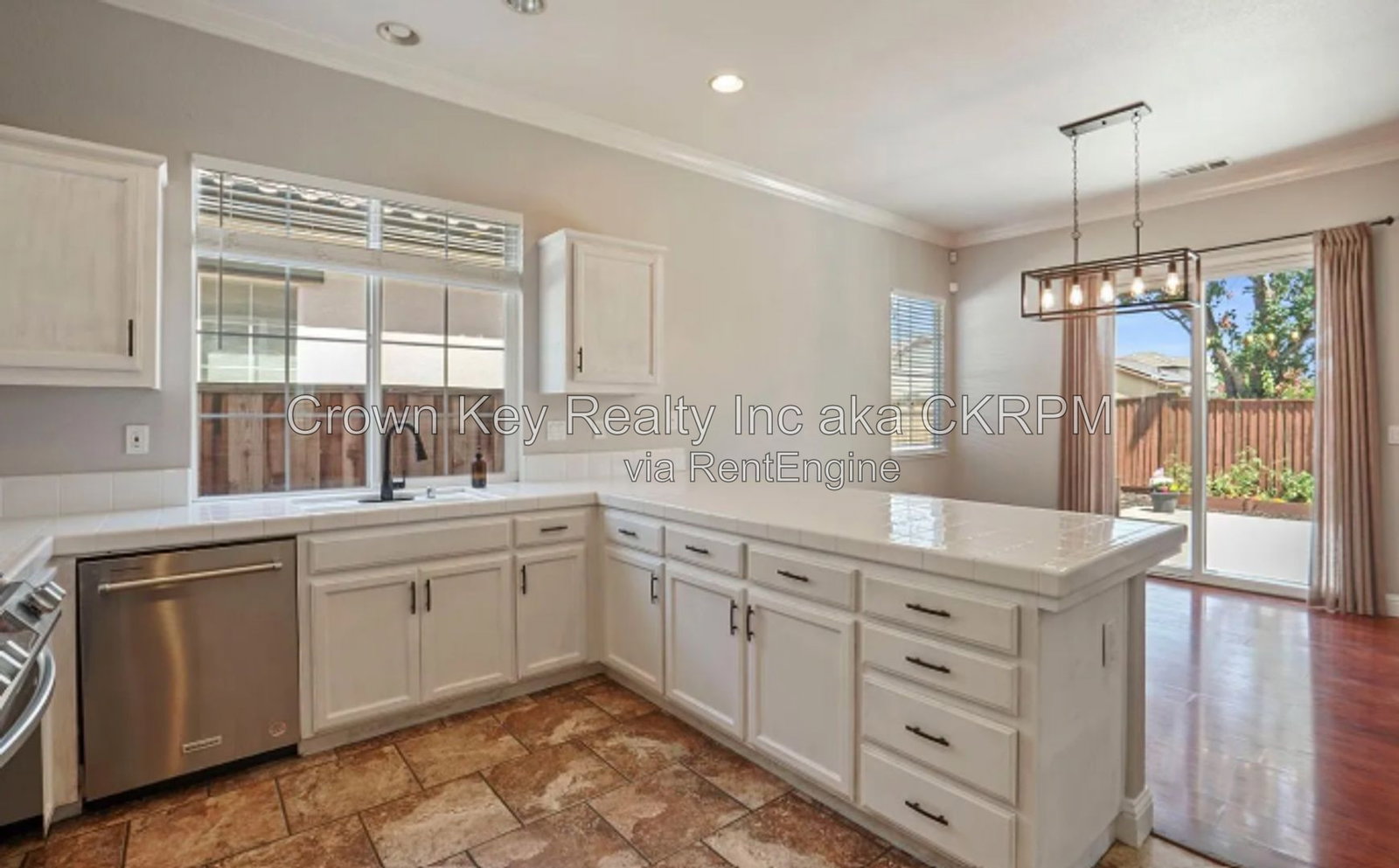 Gallery Image 15