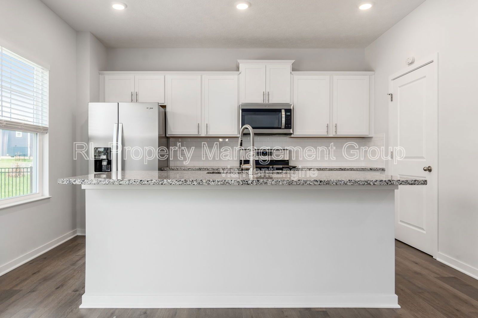 Gallery Image 18