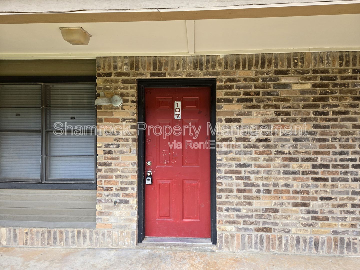 Gallery Image 0