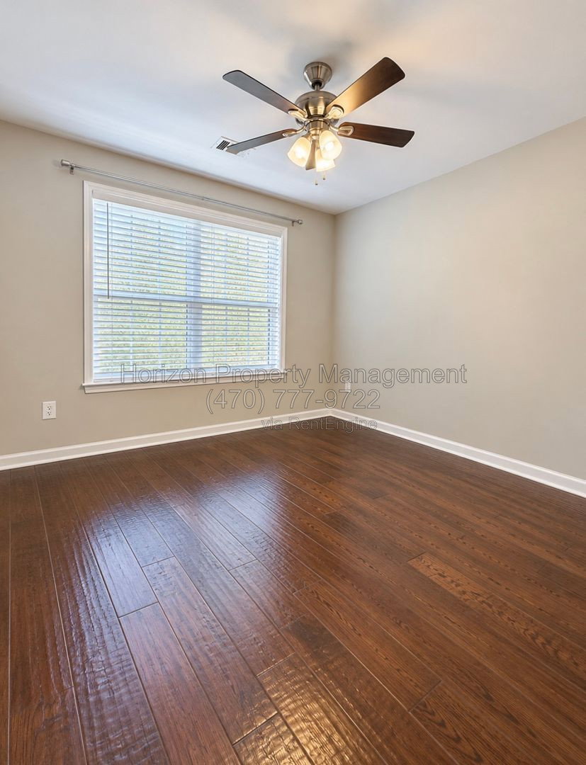 Gallery Image 17