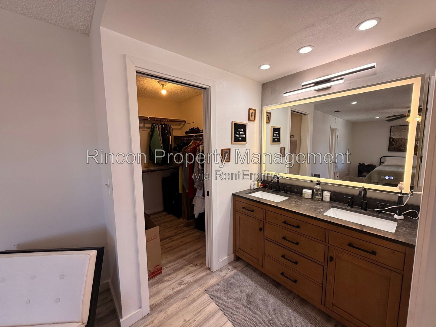 Gallery Image 16