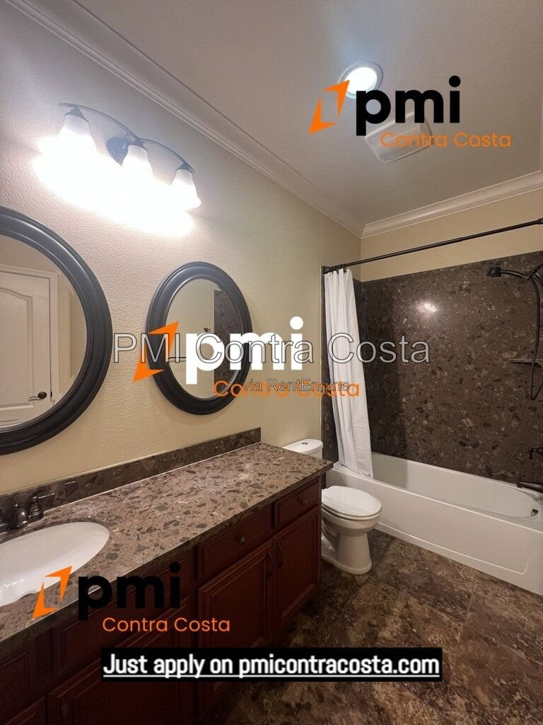 Gallery Image 37