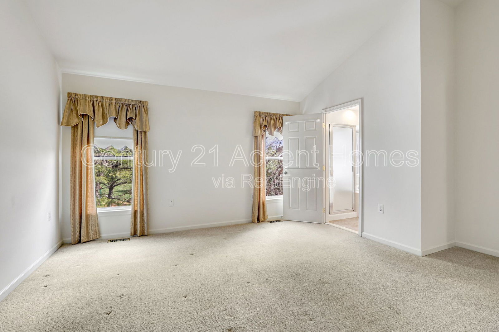 Gallery Image 28
