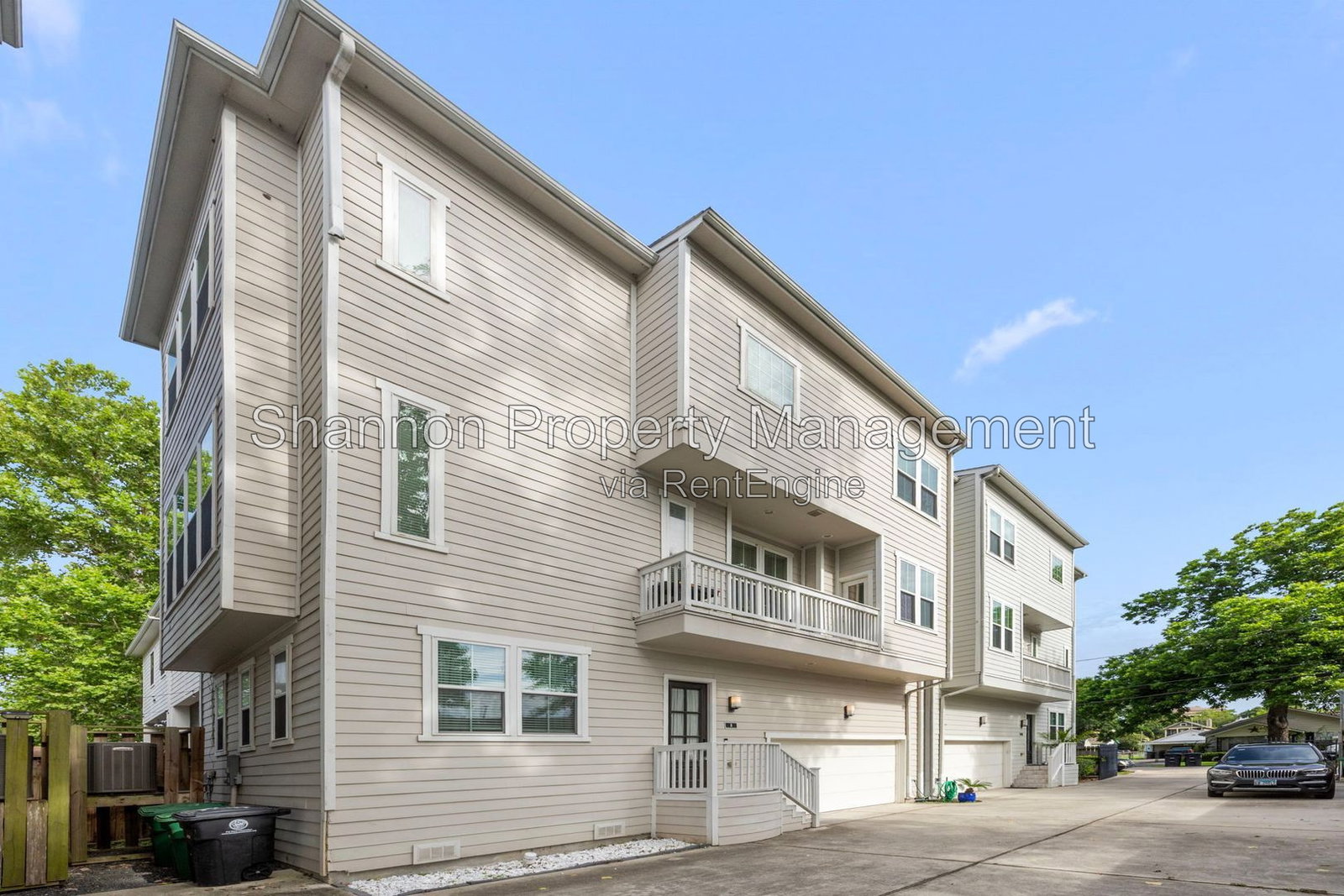 Gallery Image 0