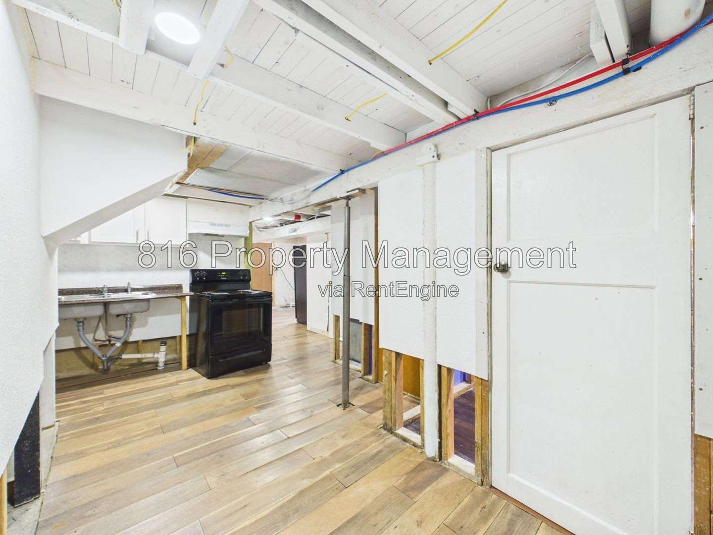 Gallery Image 16