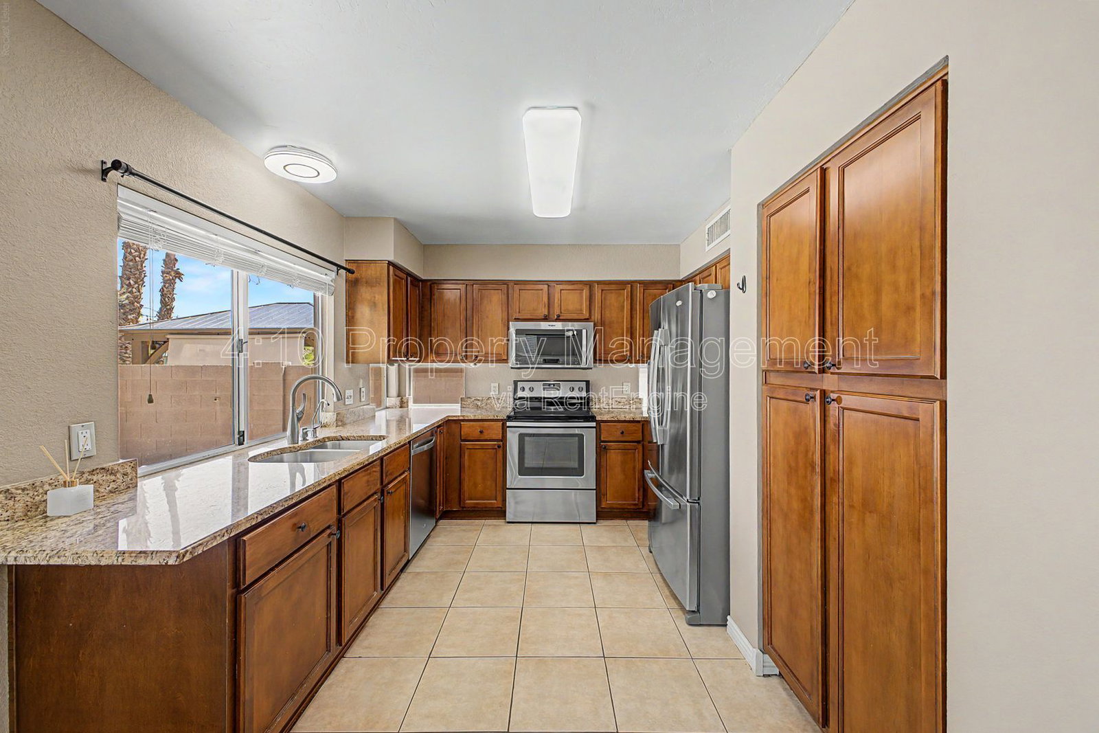 Gallery Image 13