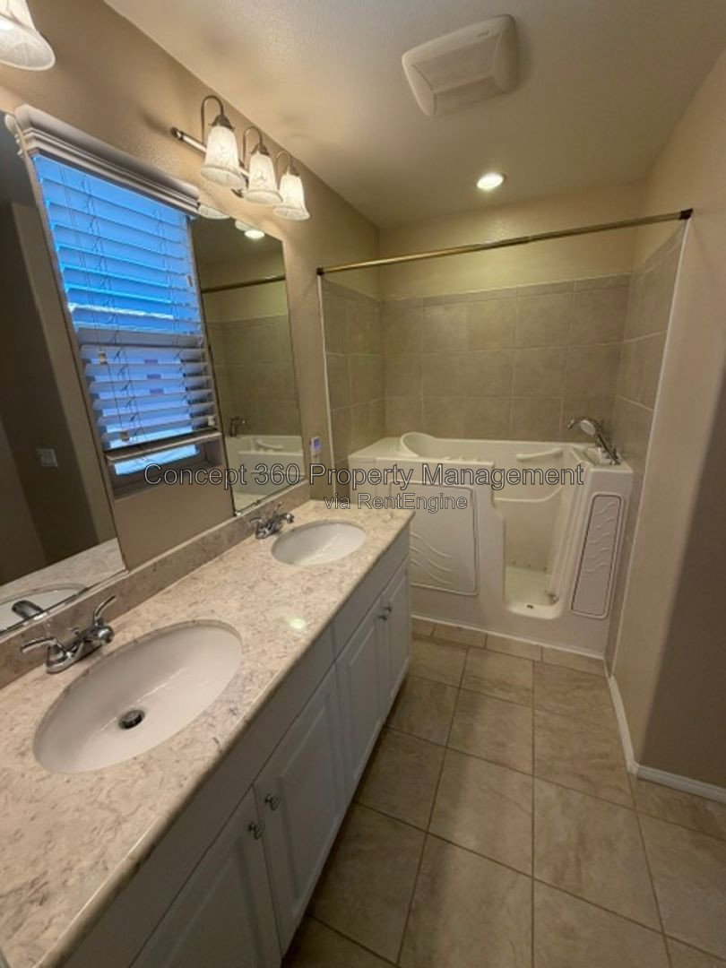 Gallery Image 53