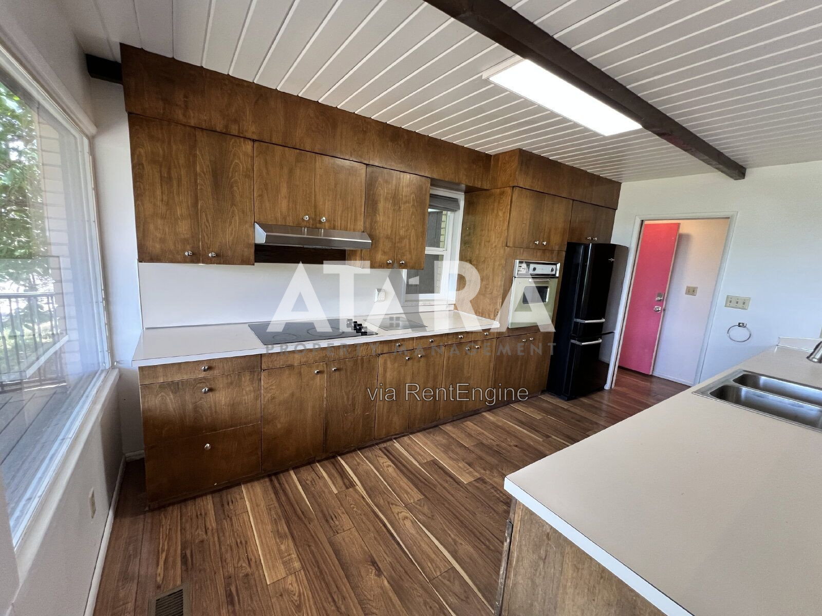 Gallery Image 16