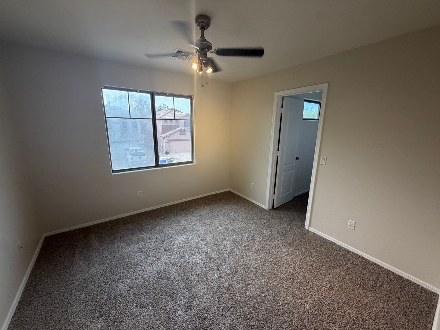 Gallery Image 16