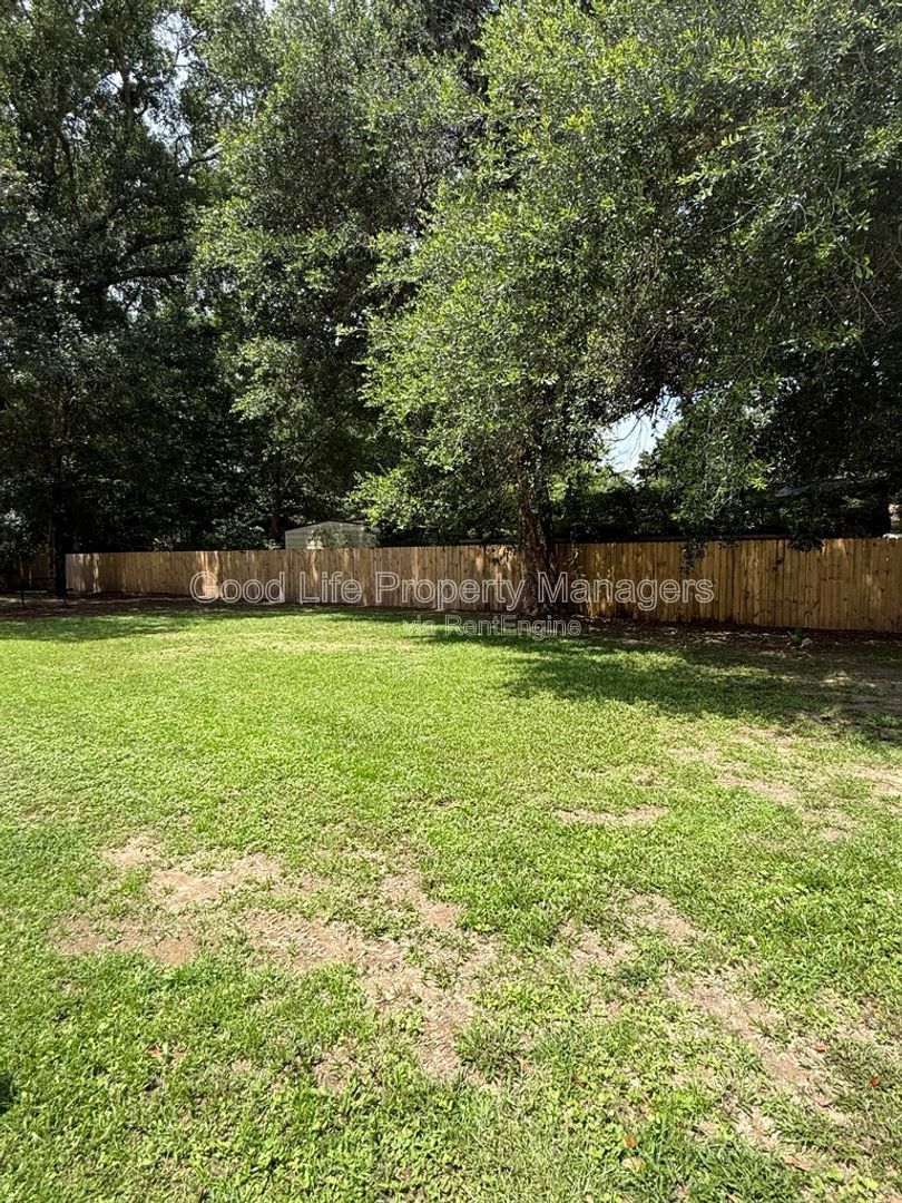Gallery Image 18