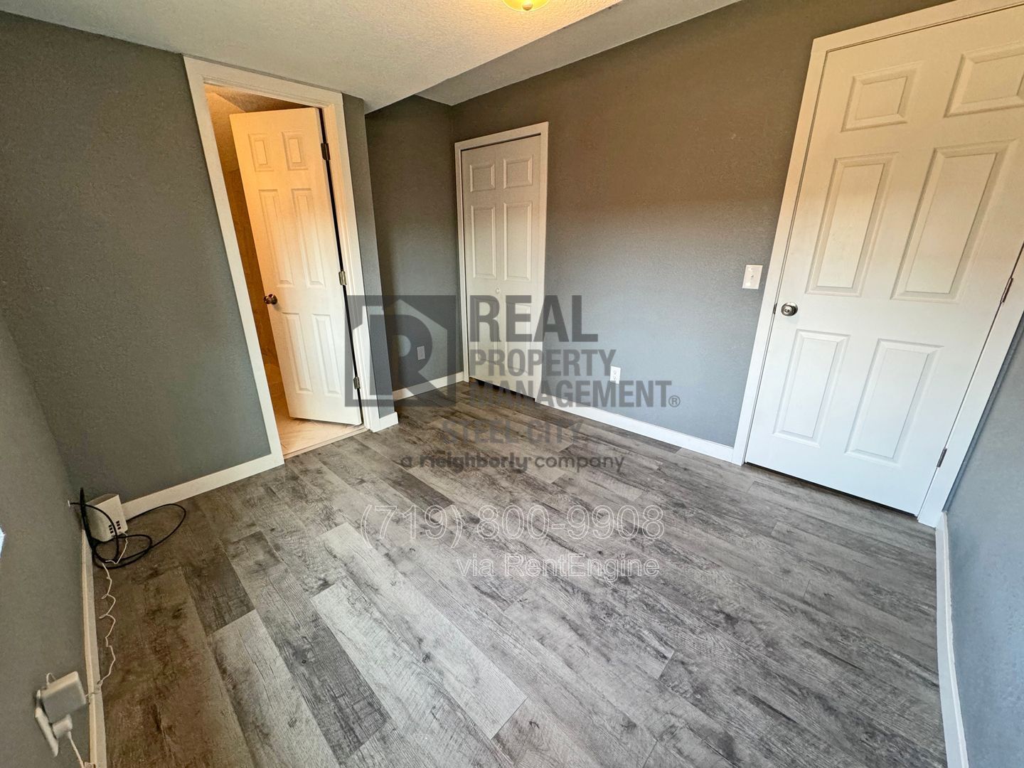 Gallery Image 16