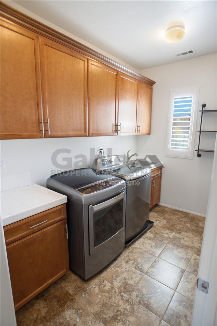 Gallery Image 20
