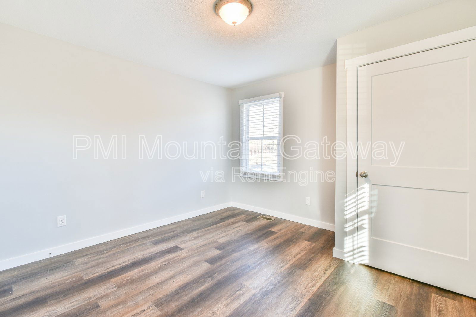 Gallery Image 21
