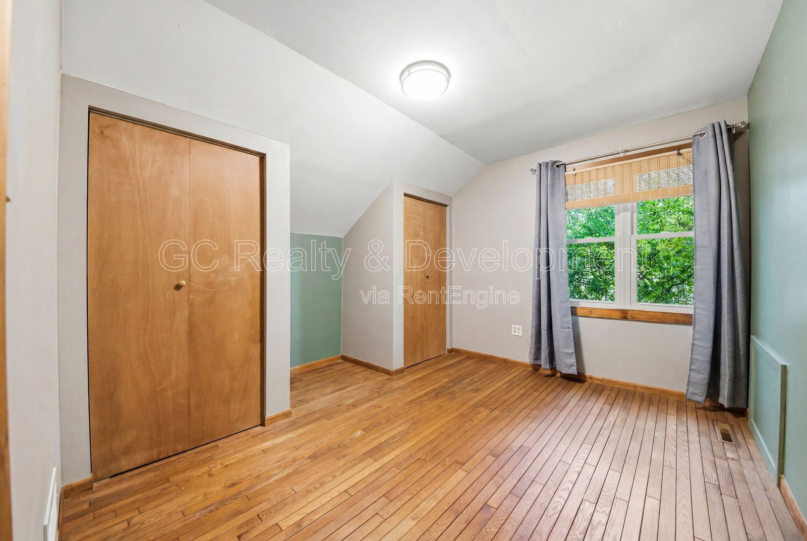 Gallery Image 18