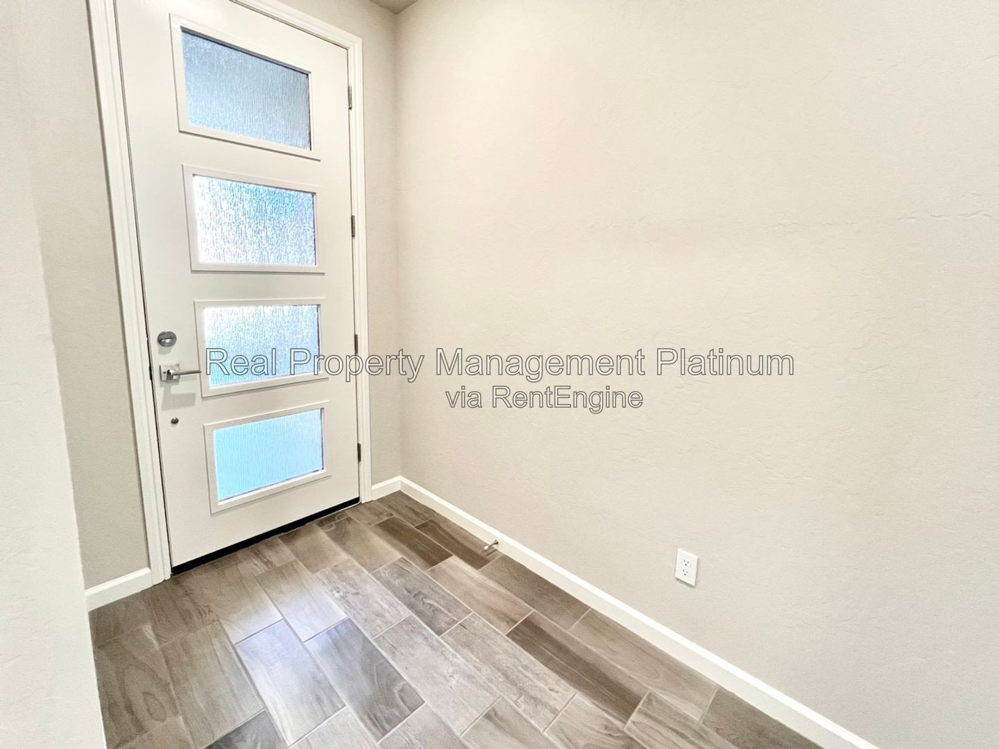 Gallery Image 16