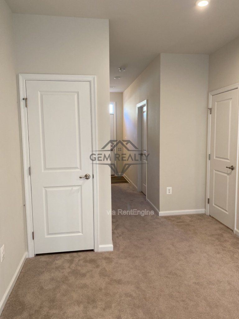 Gallery Image 43
