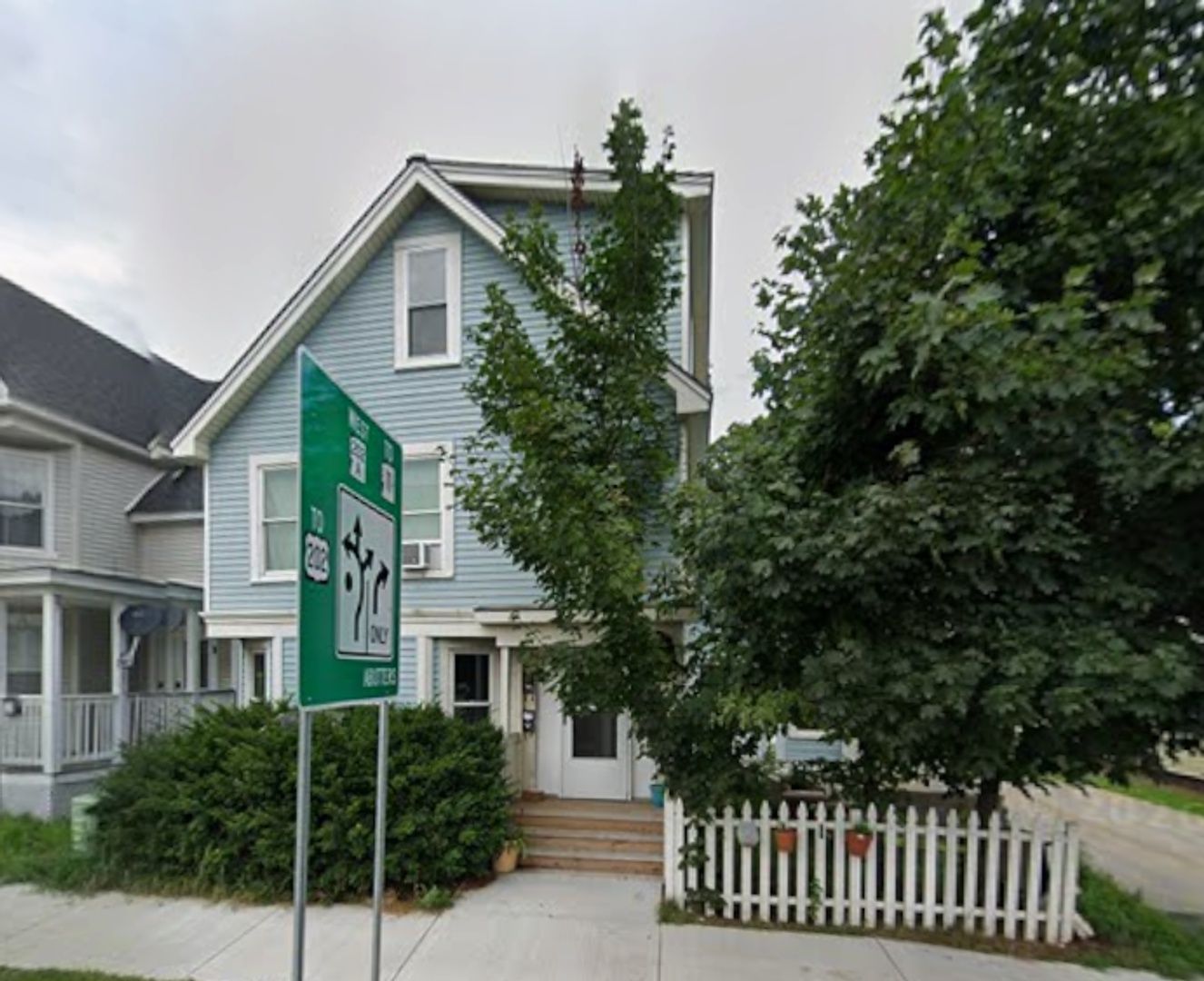 Gallery Image 0