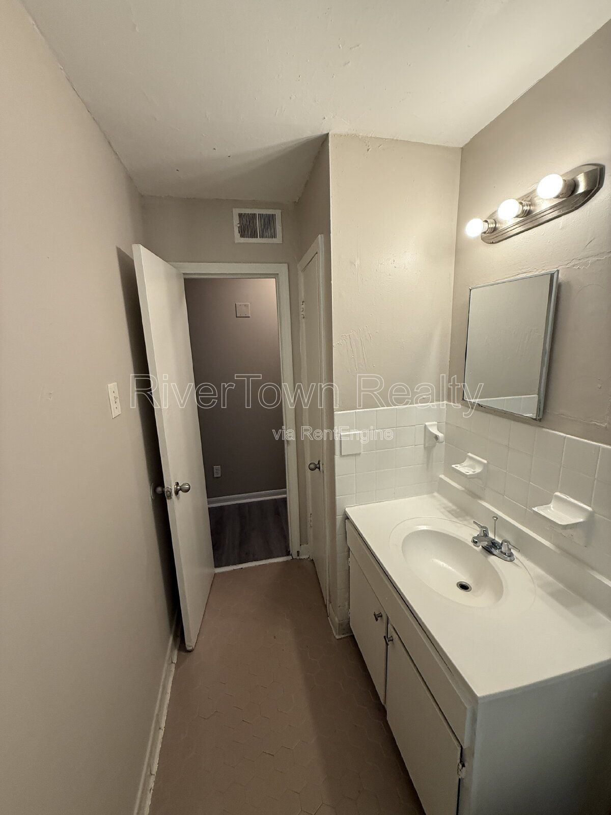 Gallery Image 20