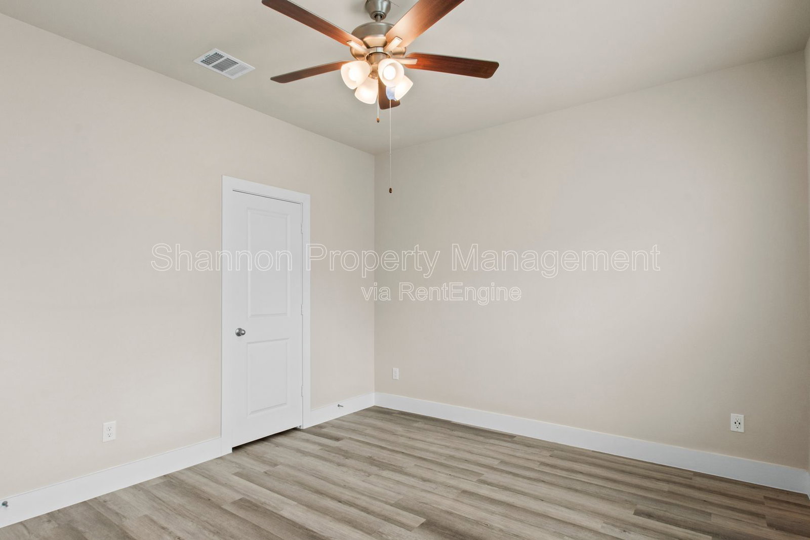 Gallery Image 19