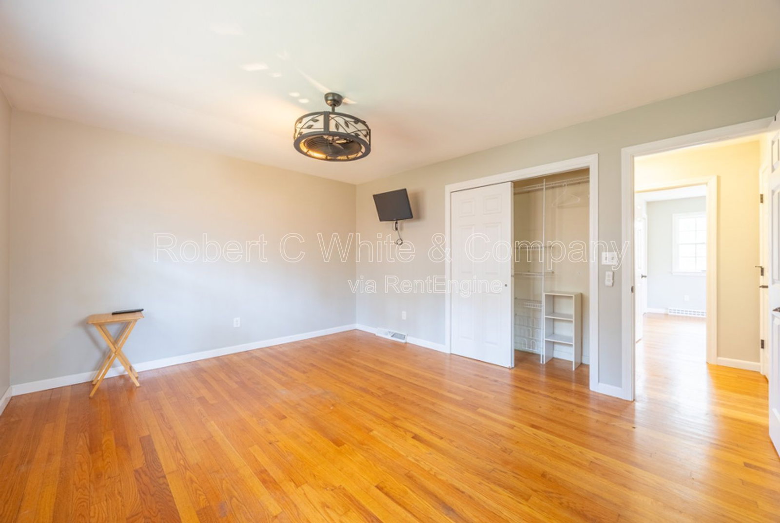 Gallery Image 18