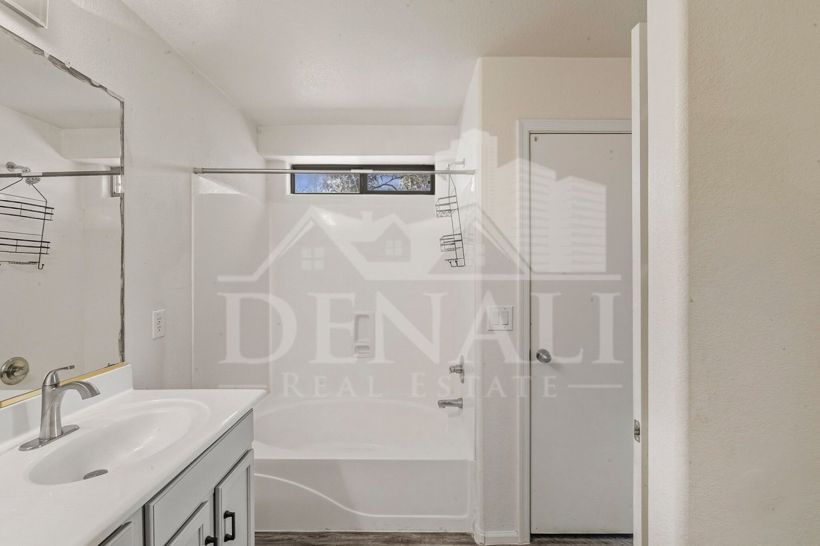 Gallery Image 30