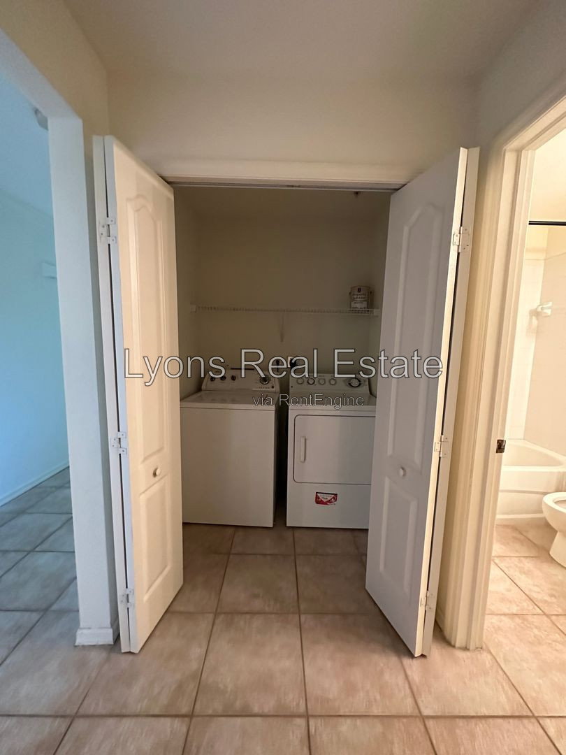 Gallery Image 14