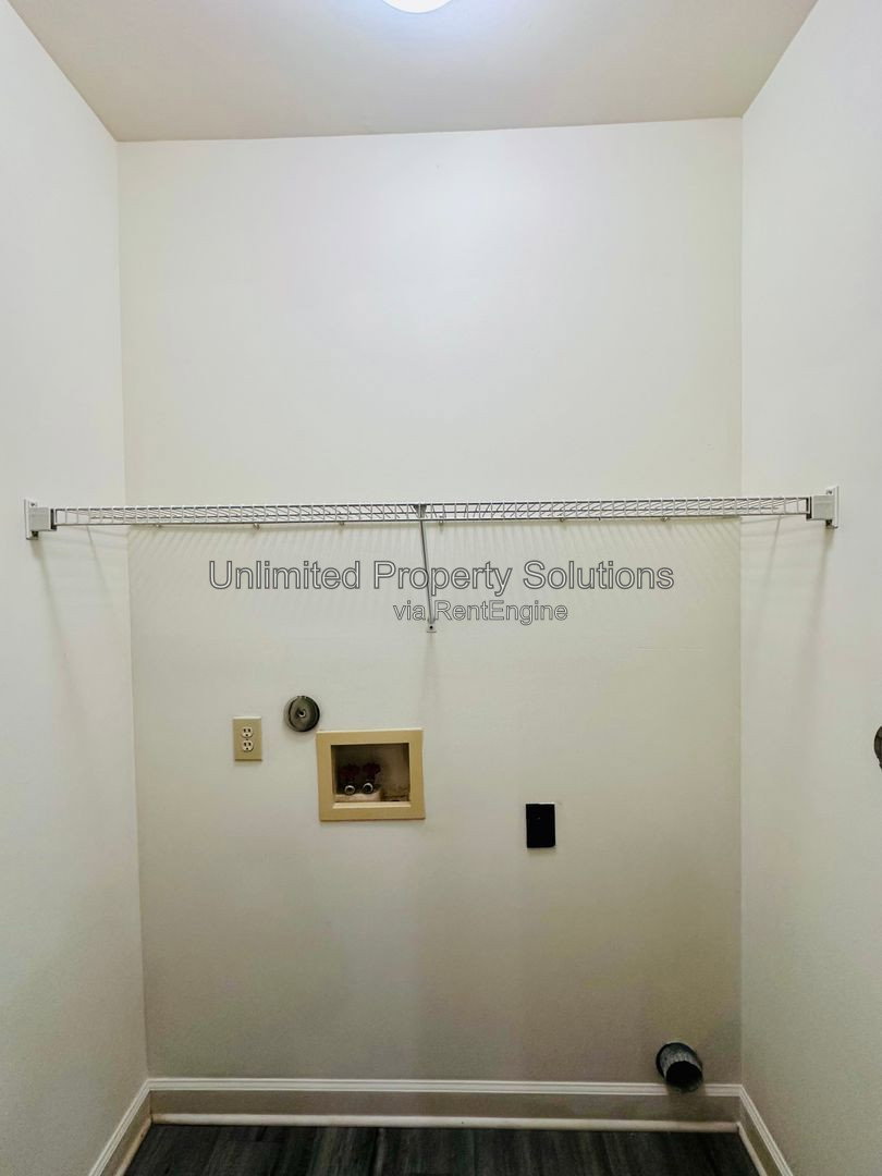 Gallery Image 17