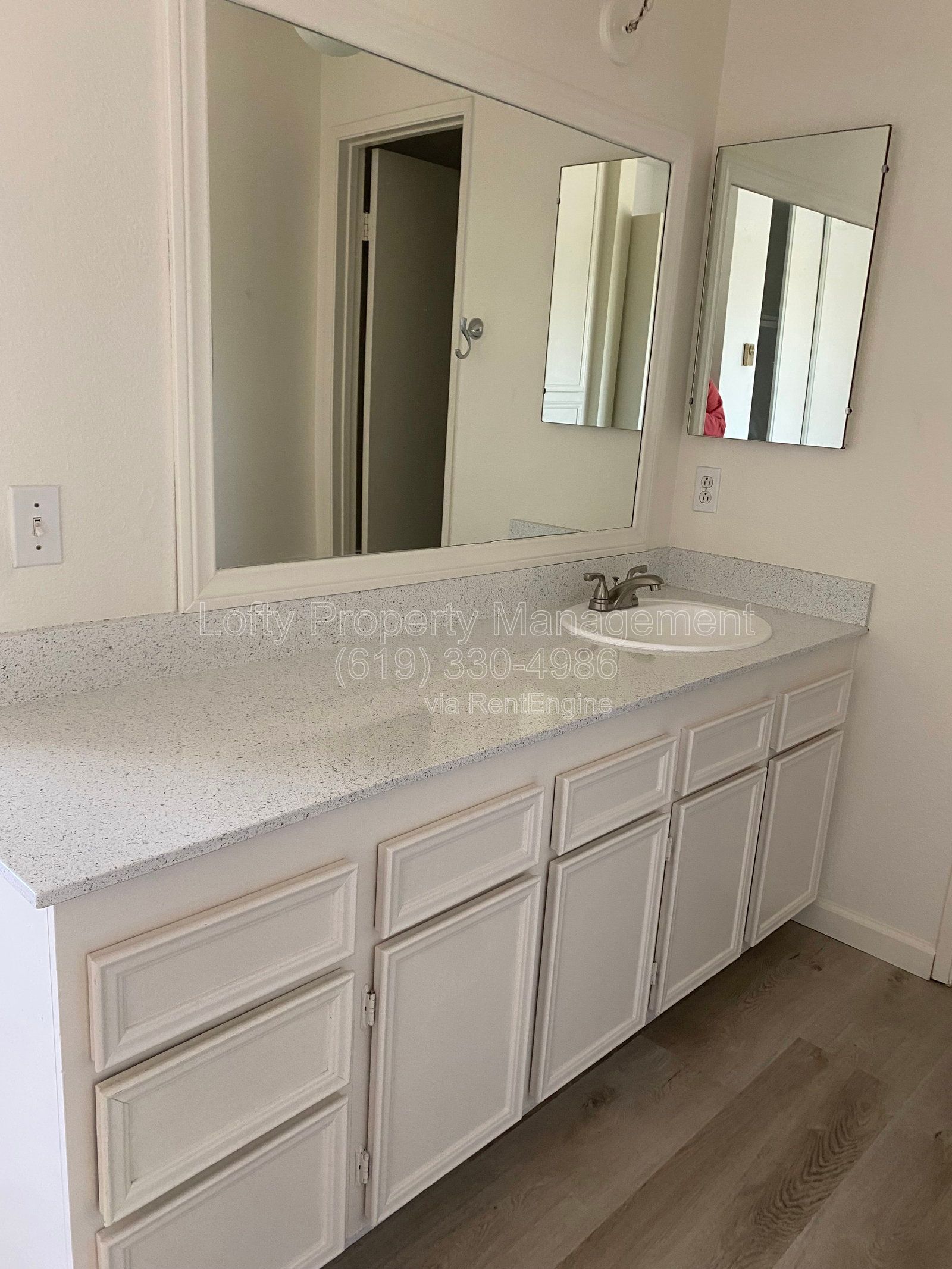 Gallery Image 15