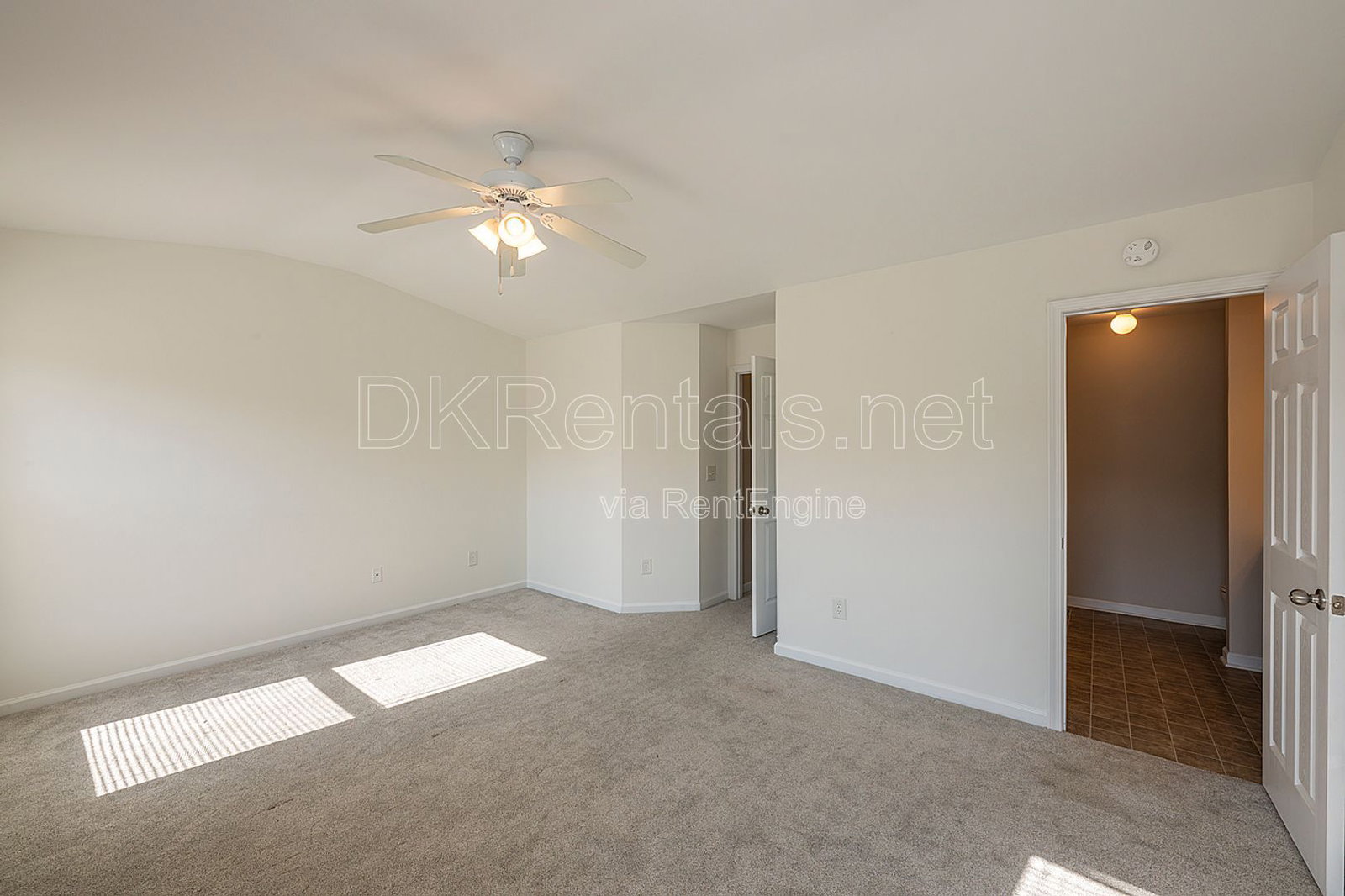 Gallery Image 16