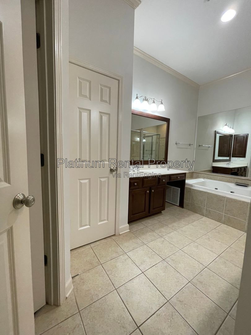 Gallery Image 49