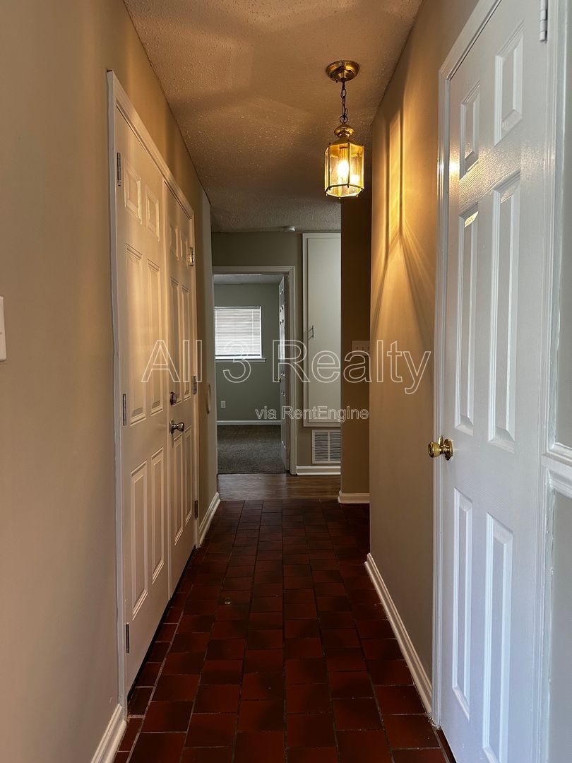 Gallery Image 17