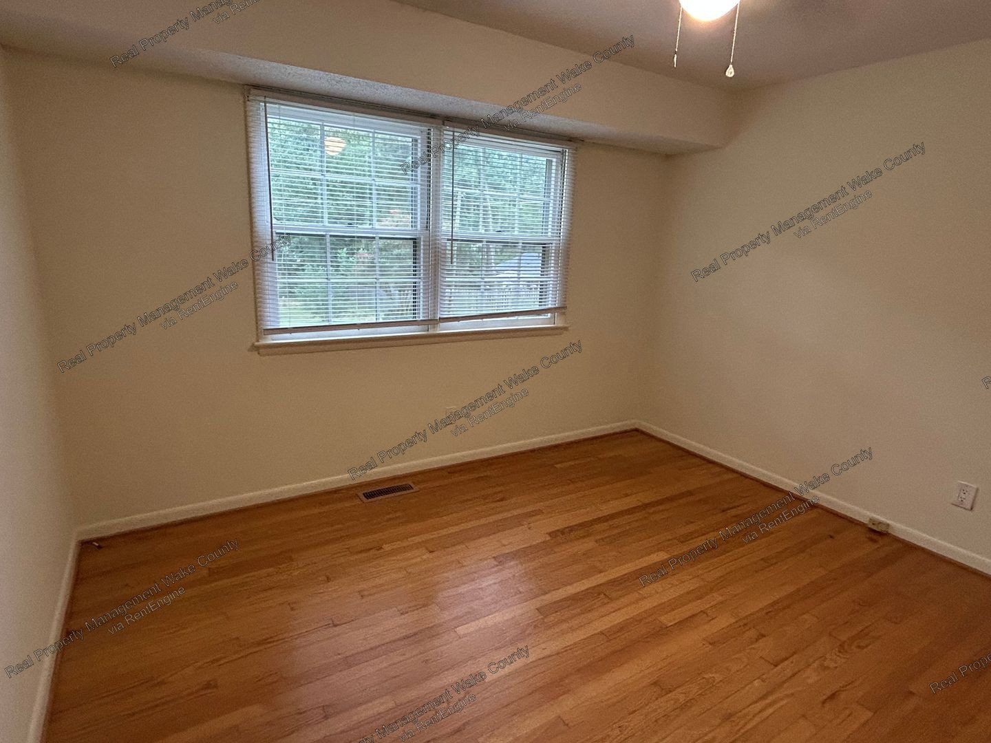 Gallery Image 28