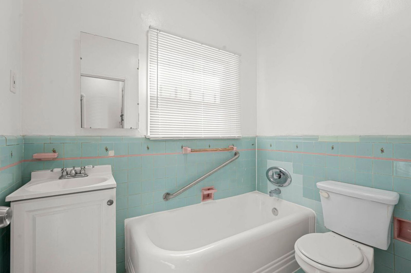 Gallery Image 13