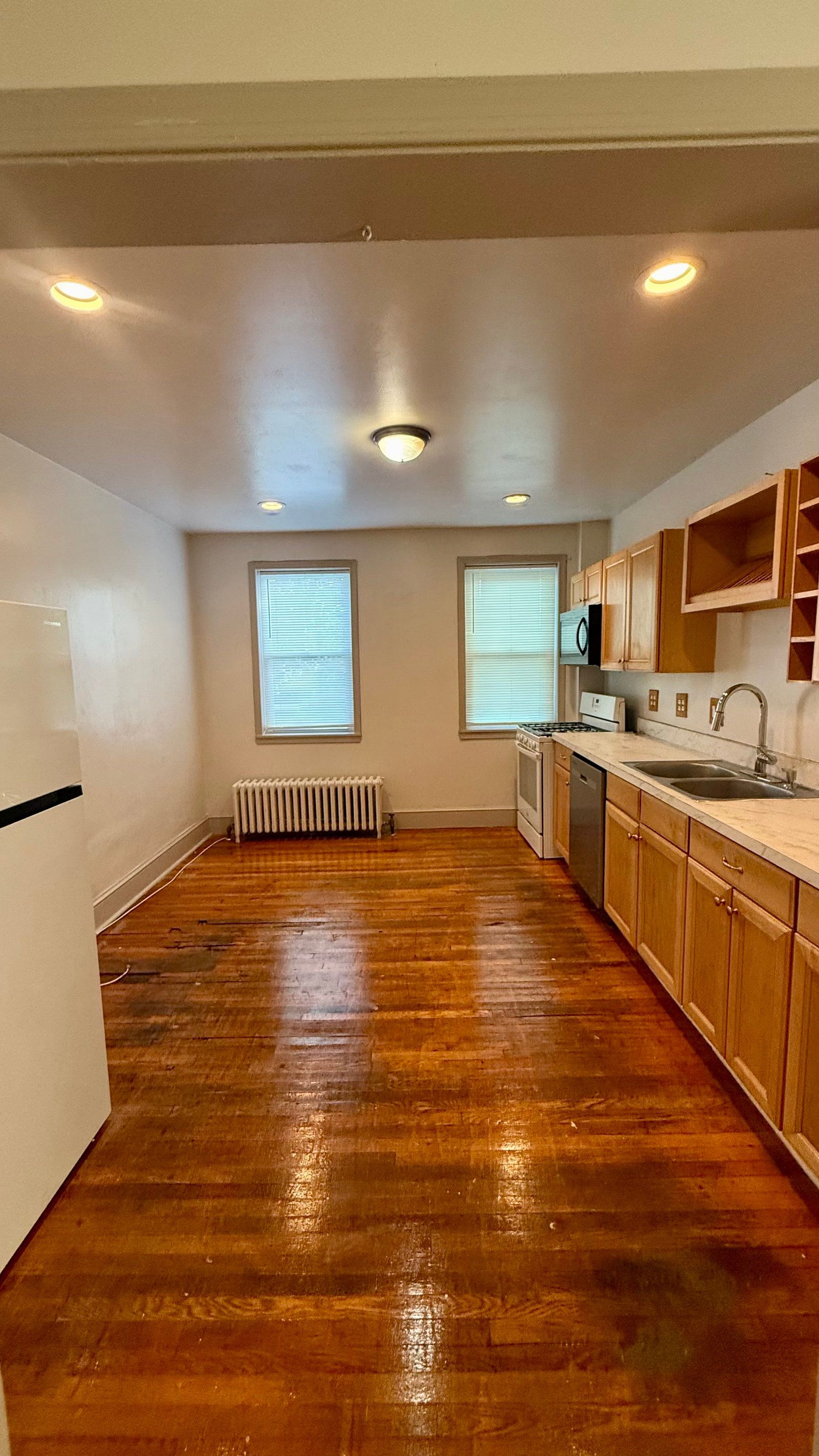 Gallery Image 16
