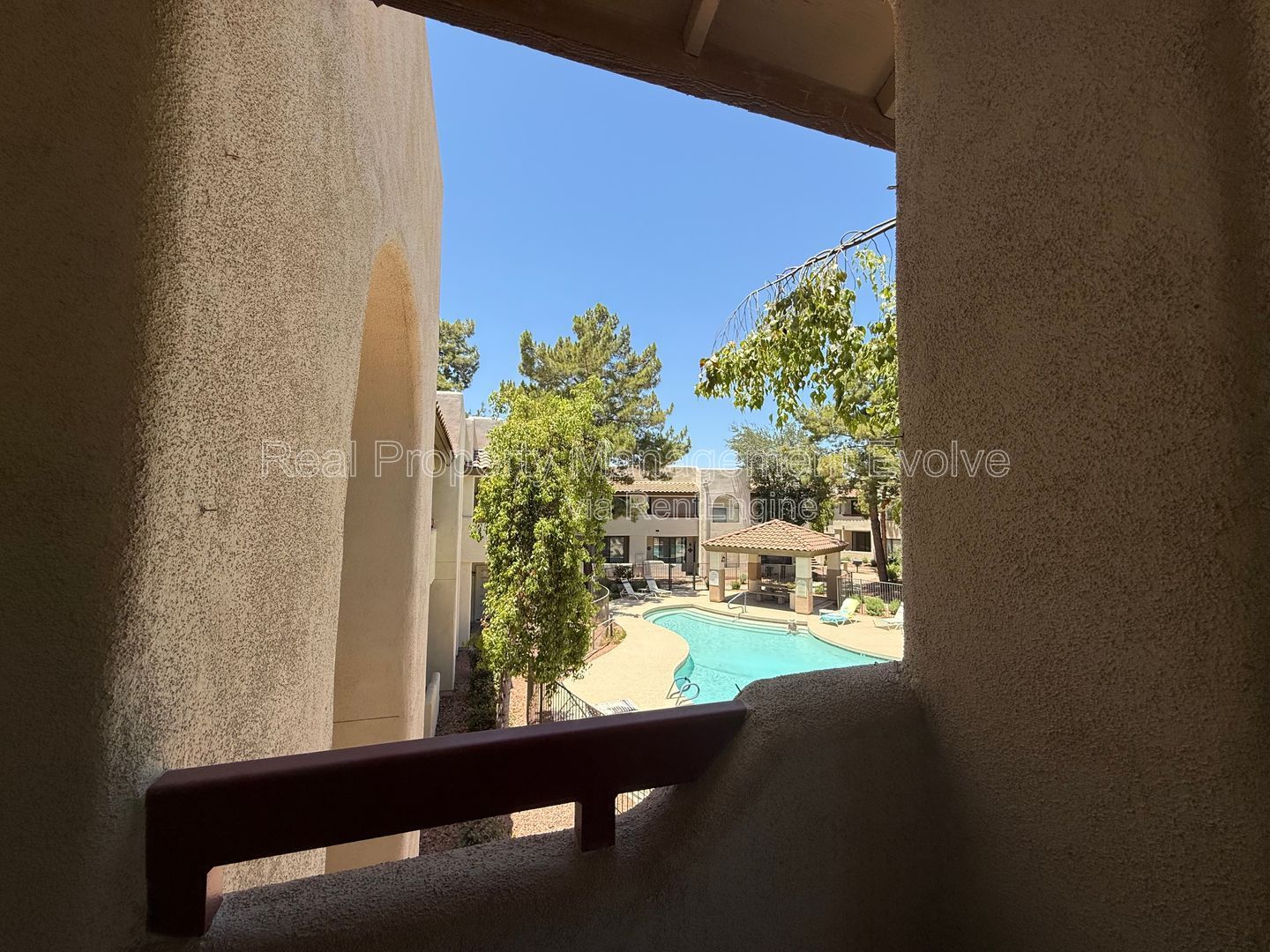 Gallery Image 16