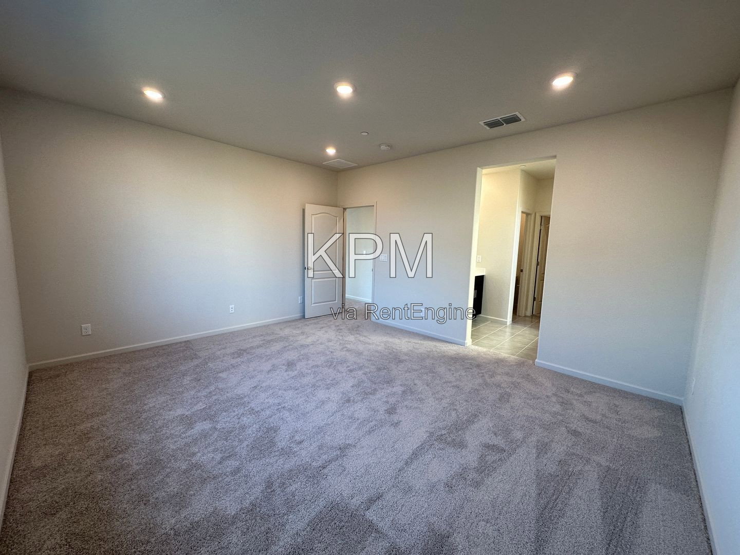 Gallery Image 38