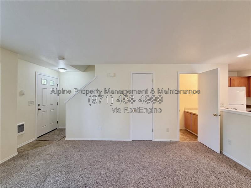 Gallery Image 0