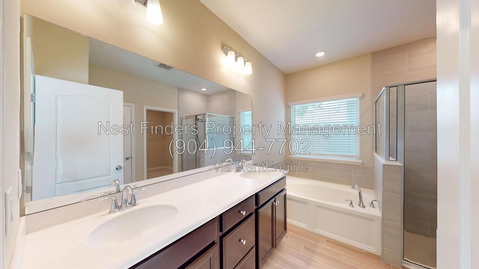 Gallery Image 16