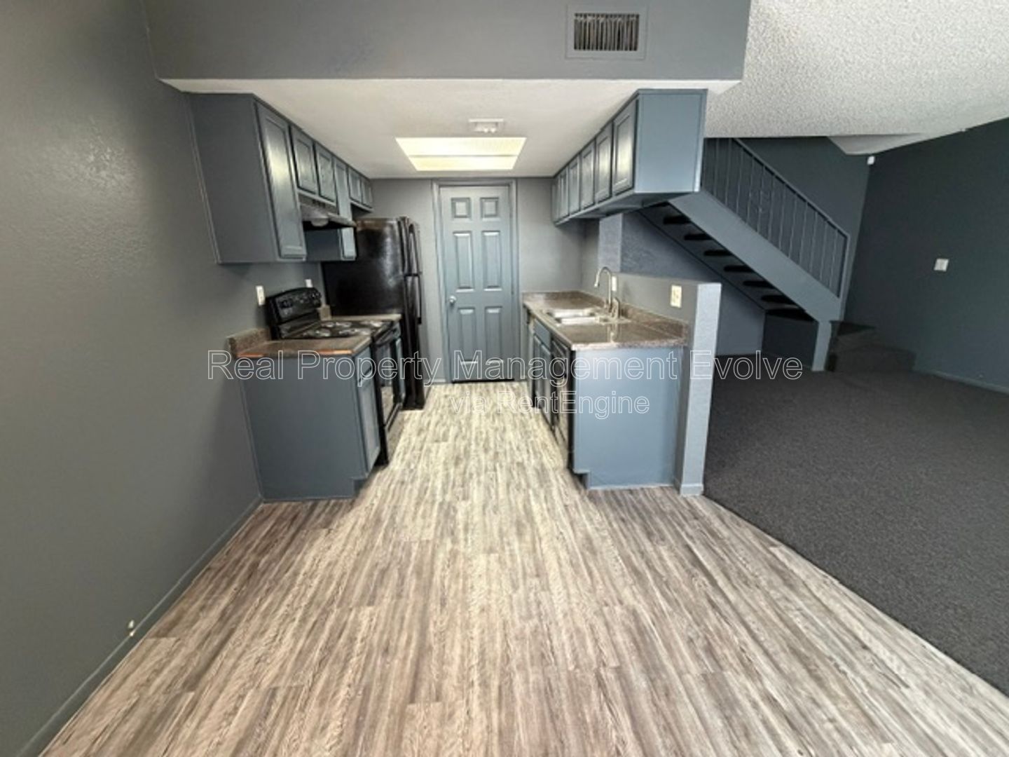 Gallery Image 0